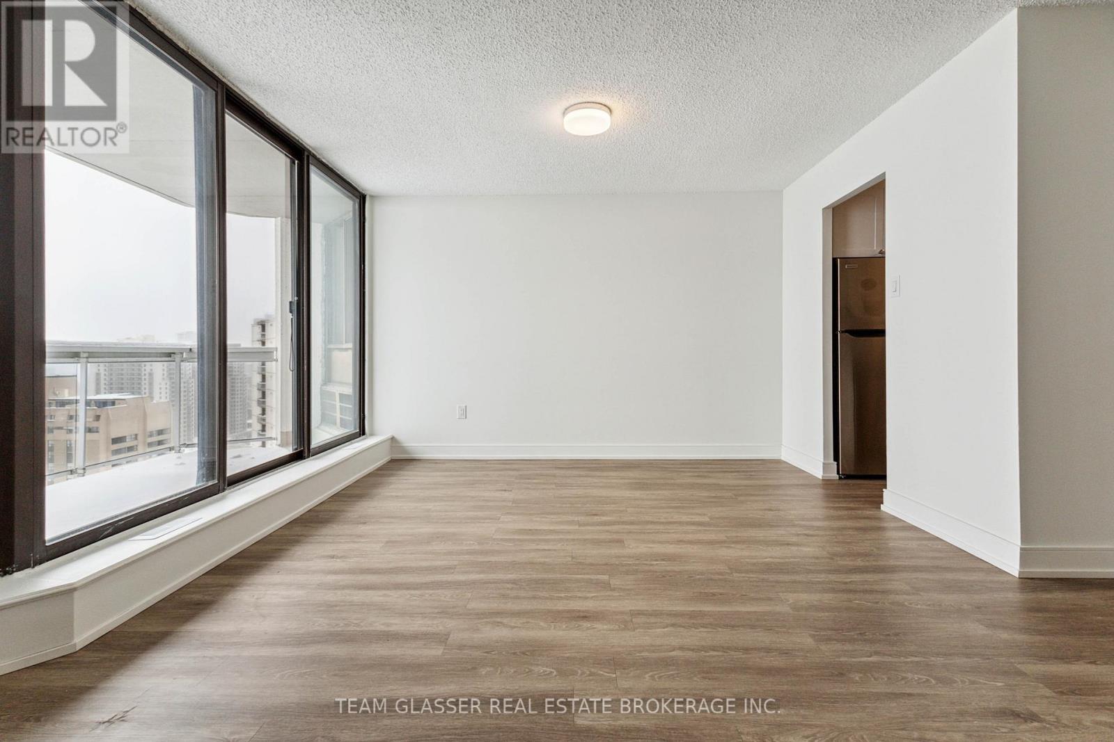 304 - 340 Colborne Street, London East, Ontario  N6B 3N1 - Photo 8 - X12696906