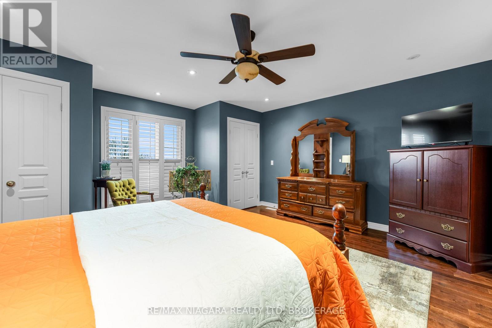 30 Ball Avenue E, St. Catharines, Ontario  L2T 1B5 - Photo 19 - X12678086