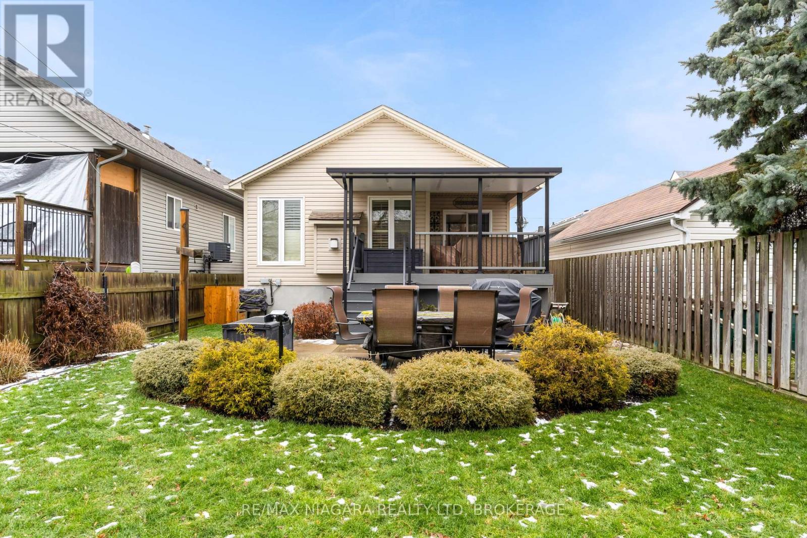 30 Ball Avenue E, St. Catharines, Ontario  L2T 1B5 - Photo 35 - X12678086