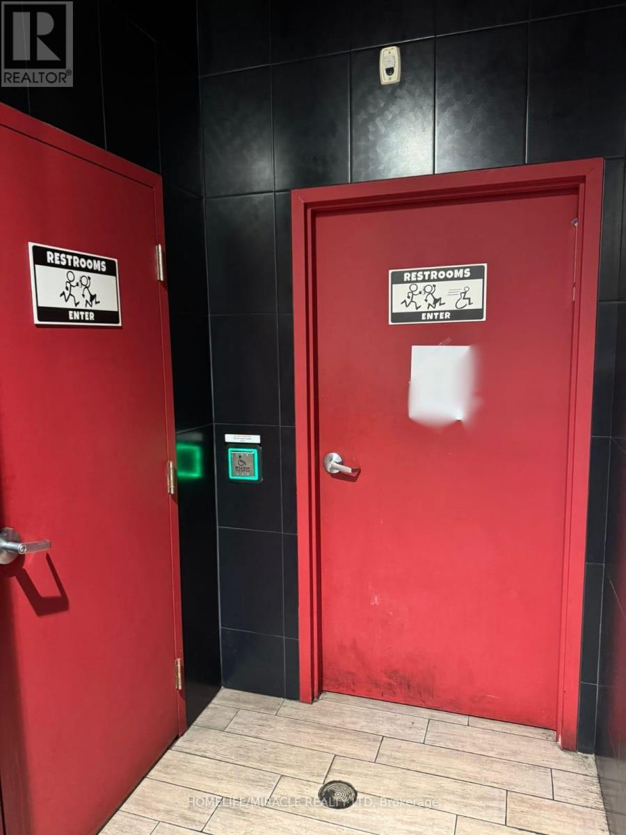 116 - 10 Gillingham Drive, Brampton, Ontario  L6X 5A5 - Photo 22 - W12693856