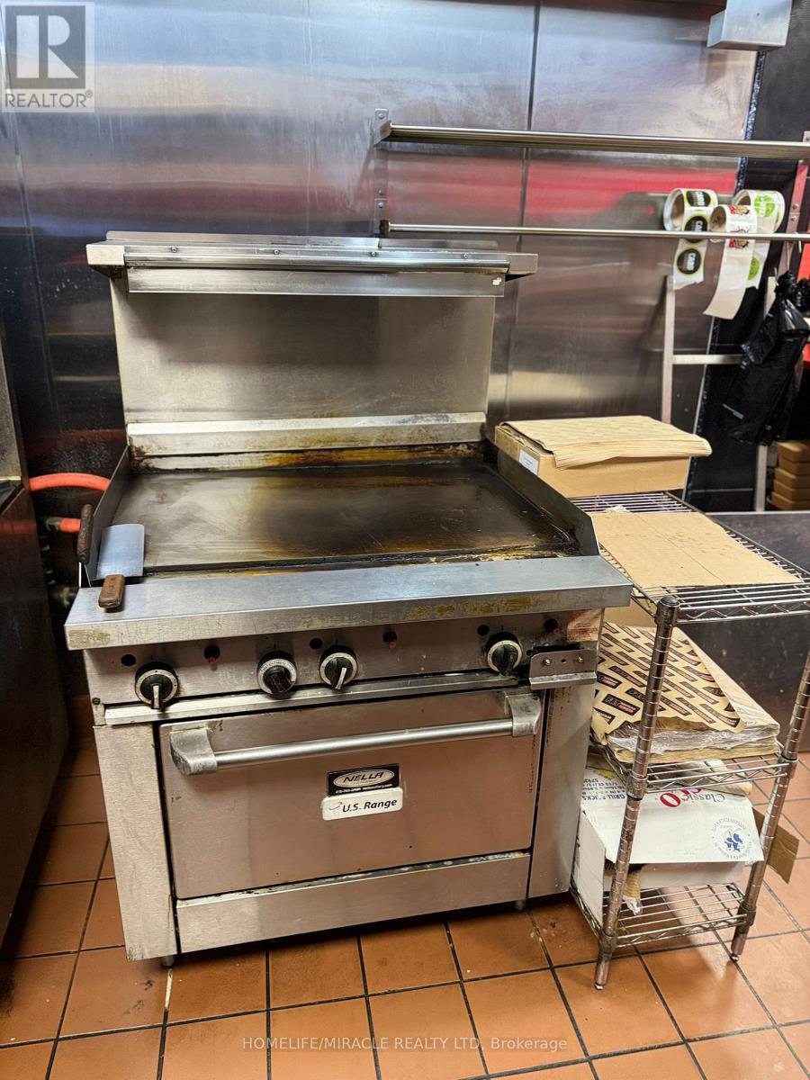 116 - 10 Gillingham Drive, Brampton, Ontario  L6X 5A5 - Photo 24 - W12693856