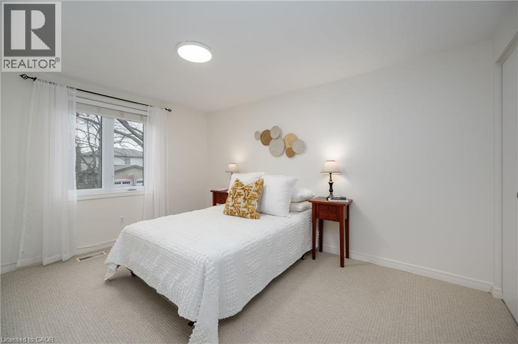 1296 Griffith Place, Oakville, Ontario  L6H 2V8 - Photo 23 - 40797765