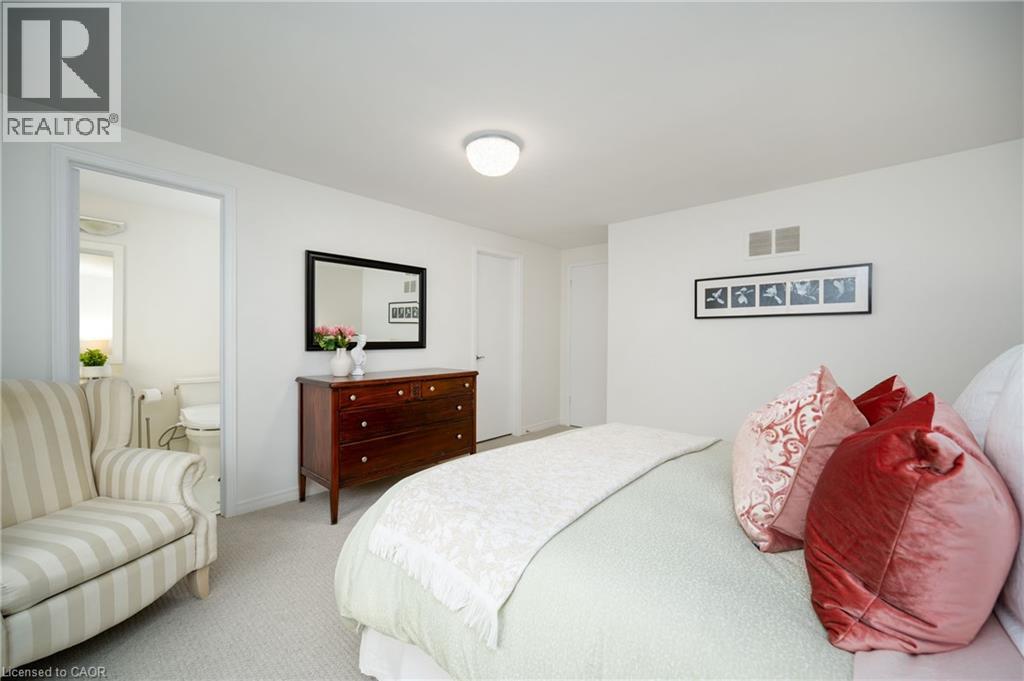 1296 Griffith Place, Oakville, Ontario  L6H 2V8 - Photo 20 - 40797765