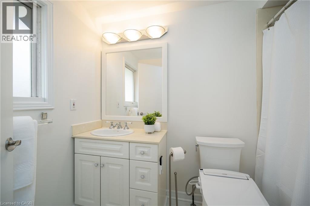 1296 Griffith Place, Oakville, Ontario  L6H 2V8 - Photo 21 - 40797765