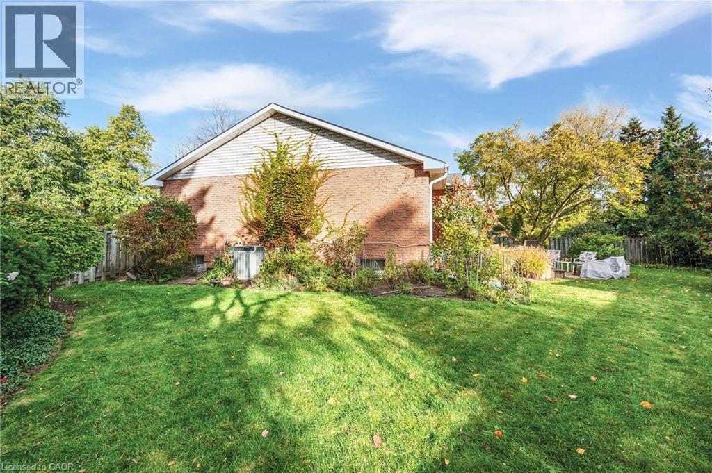 1296 Griffith Place, Oakville, Ontario  L6H 2V8 - Photo 35 - 40797765