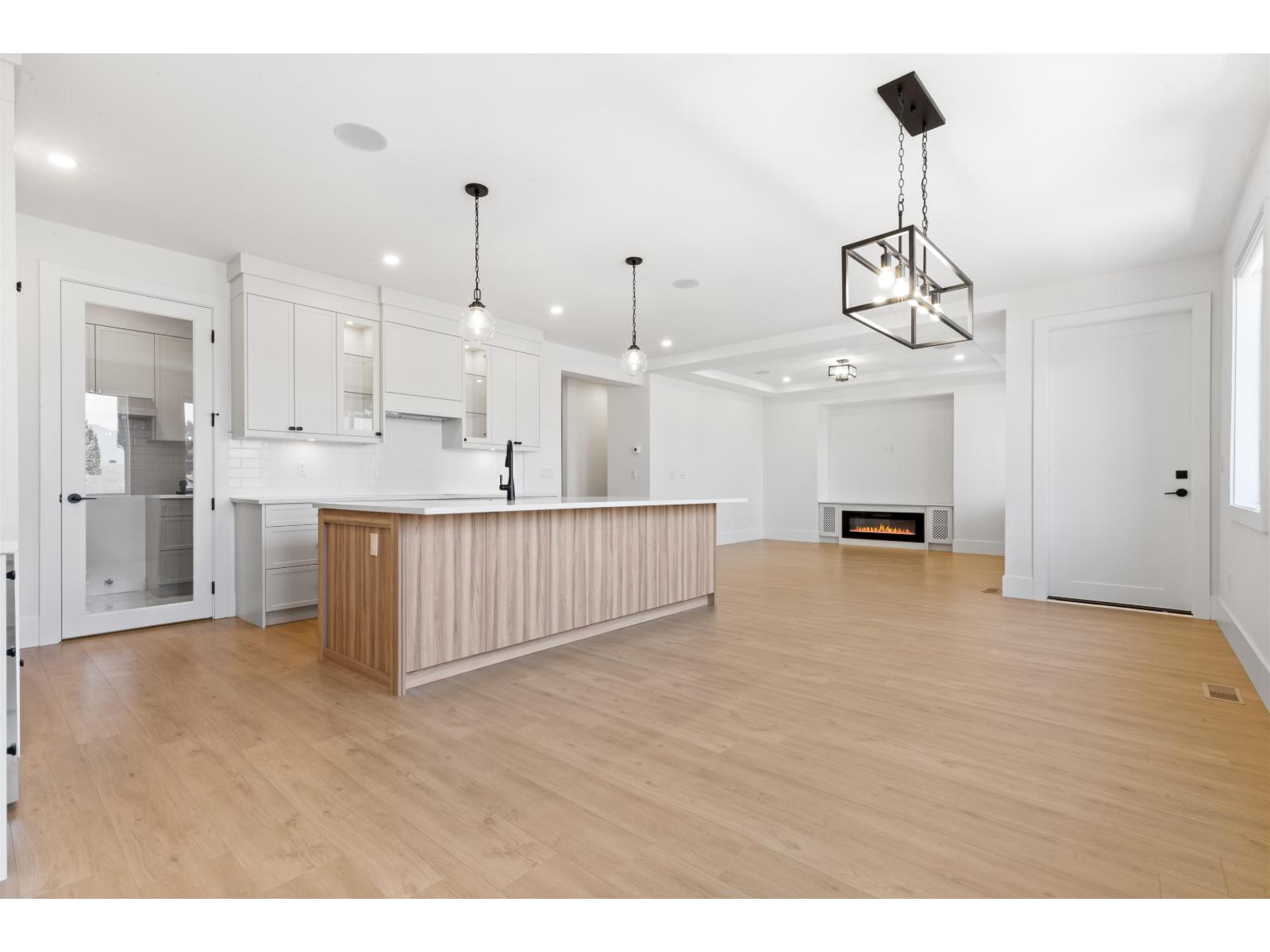 7139 Elwood Drive, Sardis West Vedder, Chilliwack, British Columbia  V2R 1G8 - Photo 16 - R3079458