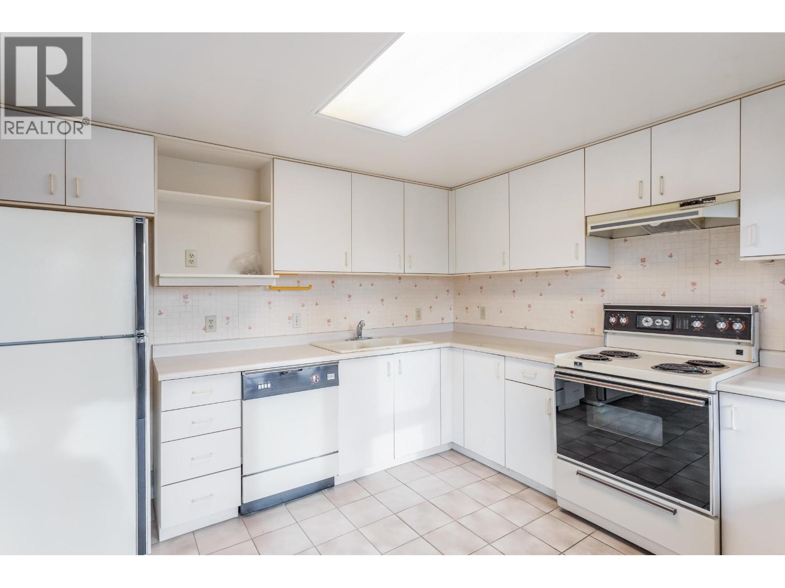 1603 6152 Kathleen Avenue, Burnaby, British Columbia  V5H 4K8 - Photo 12 - R3079467