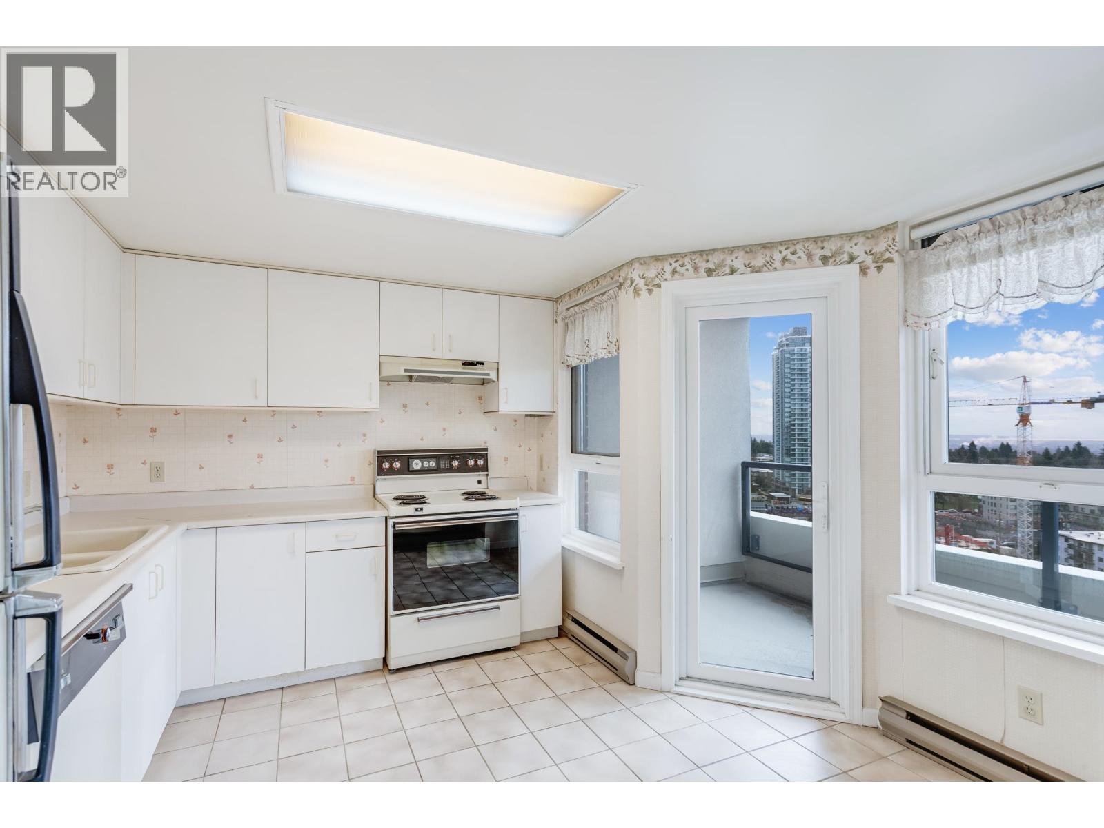 1603 6152 Kathleen Avenue, Burnaby, British Columbia  V5H 4K8 - Photo 11 - R3079467