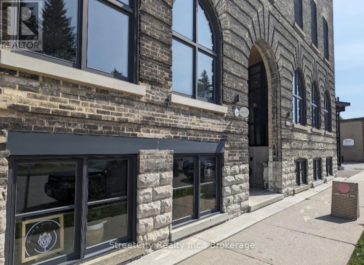 104 - 245 Downie Street, Stratford, Ontario N5A 1X5 - Photo 14 - X12394270