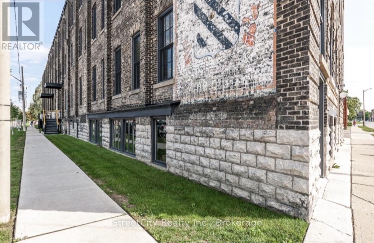 104 - 245 Downie Street, Stratford, Ontario N5A 1X5 - Photo 13 - X12394270