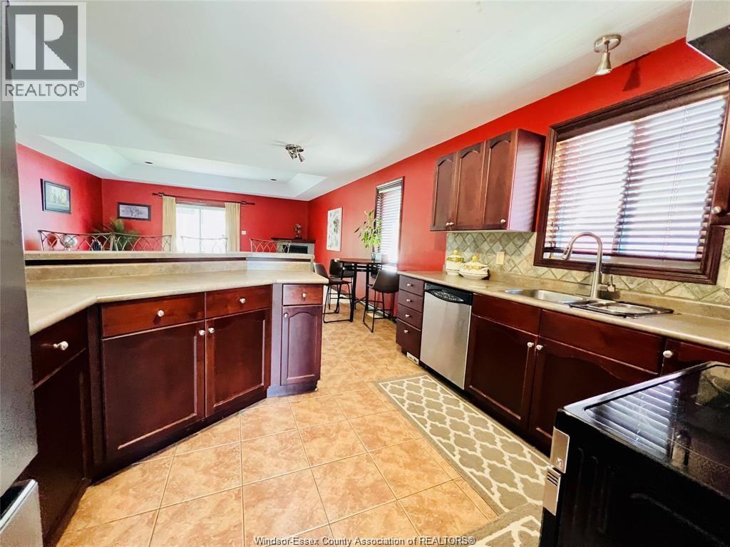 4906 Southwood Lakes, Windsor, Ontario  N9G 2T1 - Photo 16 - 26001144