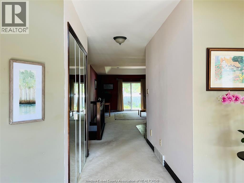 4906 Southwood Lakes, Windsor, Ontario  N9G 2T1 - Photo 4 - 26001144