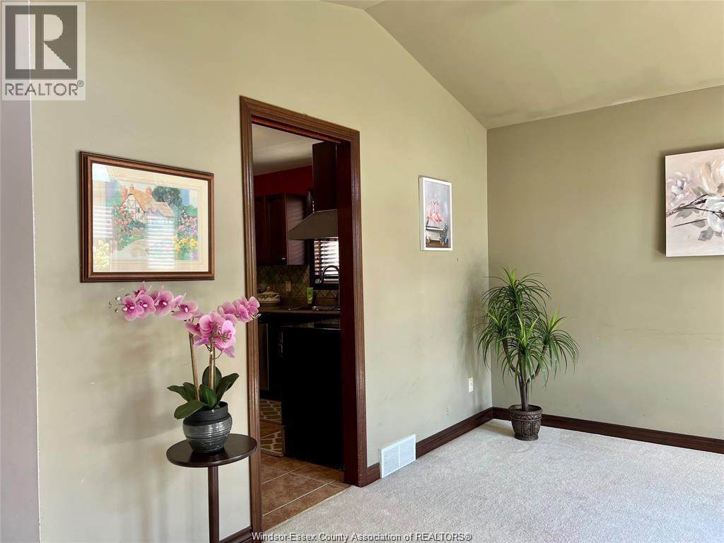 4906 Southwood Lakes, Windsor, Ontario  N9G 2T1 - Photo 7 - 26001144