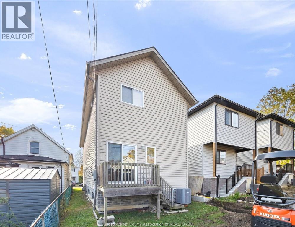 700 Bridge Avenue, Windsor, Ontario  N9B 2M6 - Photo 4 - 26001132