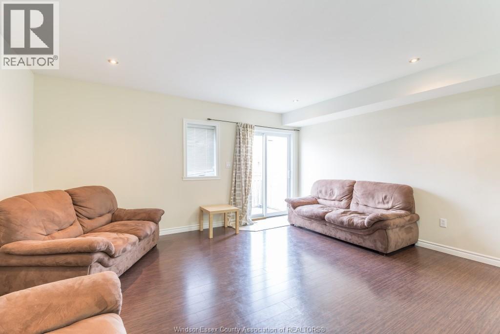 700 Bridge Avenue, Windsor, Ontario  N9B 2M6 - Photo 5 - 26001132
