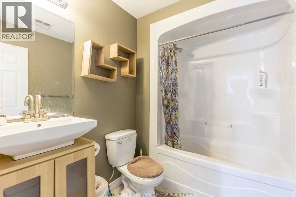 700 Bridge Avenue, Windsor, Ontario  N9B 2M6 - Photo 9 - 26001132