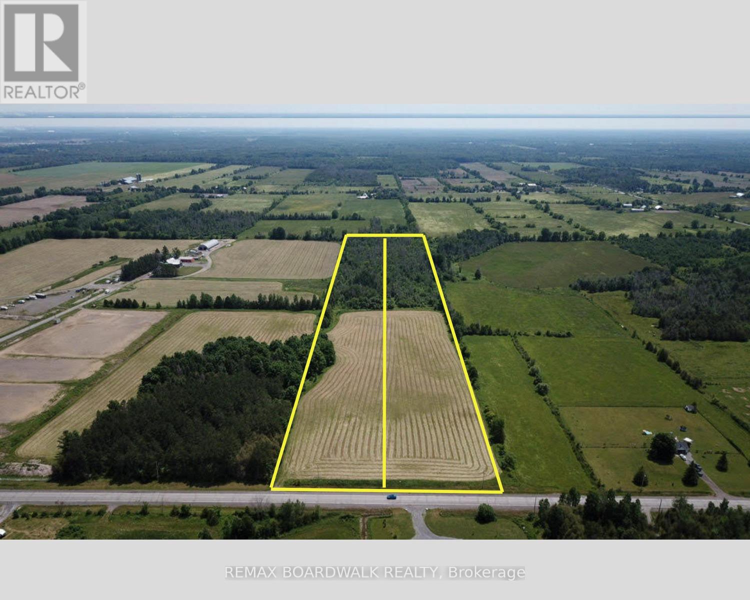 6980 Fallowfield Acres, Ottawa, Ontario  K2S 1B8 - Photo 1 - X12390753