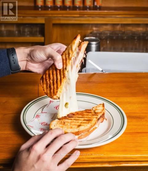 92 Ossington Avenue, Toronto, Ontario  M6J 2Z4 - Photo 11 - C12696820