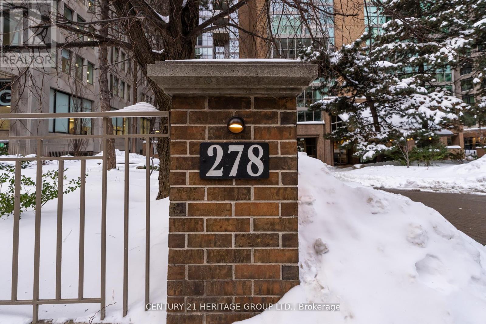 805 - 278 Bloor Street E, Toronto, Ontario  M4W 3M4 - Photo 4 - C12696864