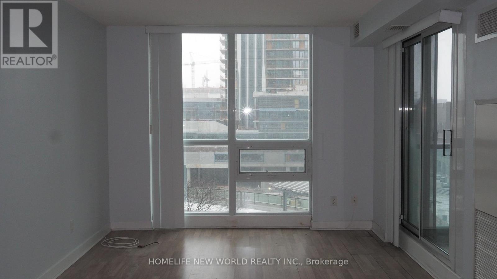 703 - 12 Yonge Street W, Toronto, Ontario  M5E 1Z9 - Photo 9 - C12696876