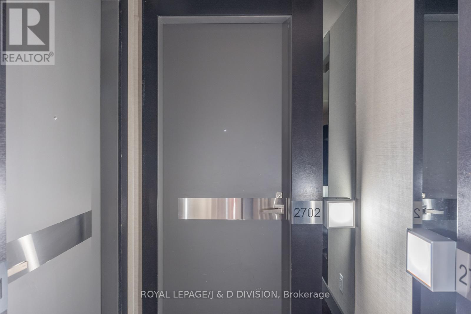 2702 - 32 Davenport Road, Toronto, Ontario  M5R 0B5 - Photo 30 - C12696914