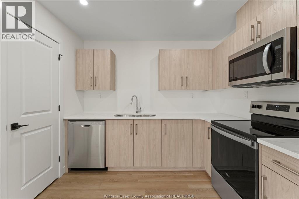 2467-1 Front Road, Lasalle, Ontario  N9J 2C5 - Photo 7 - 26001147