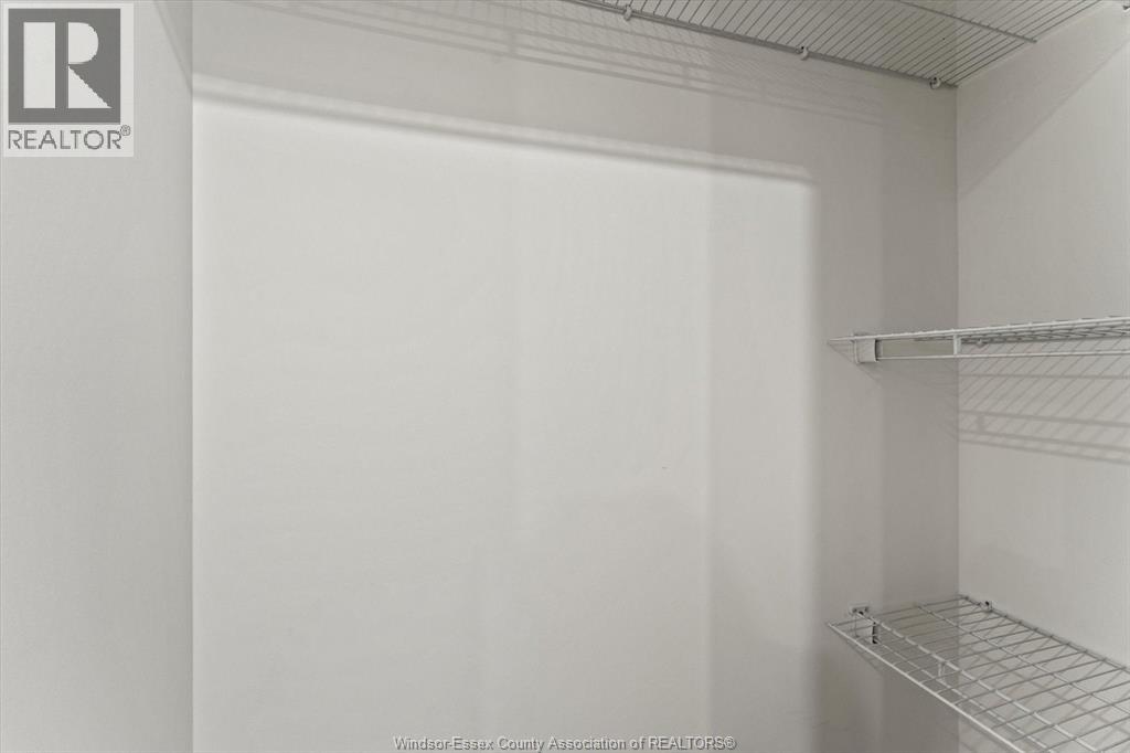 2467-1 Front Road, Lasalle, Ontario  N9J 2C5 - Photo 10 - 26001147