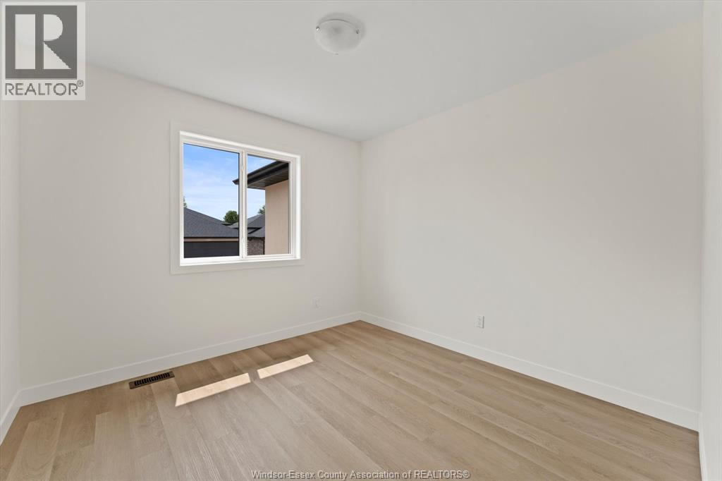 2467-1 Front Road, Lasalle, Ontario  N9J 2C5 - Photo 11 - 26001147