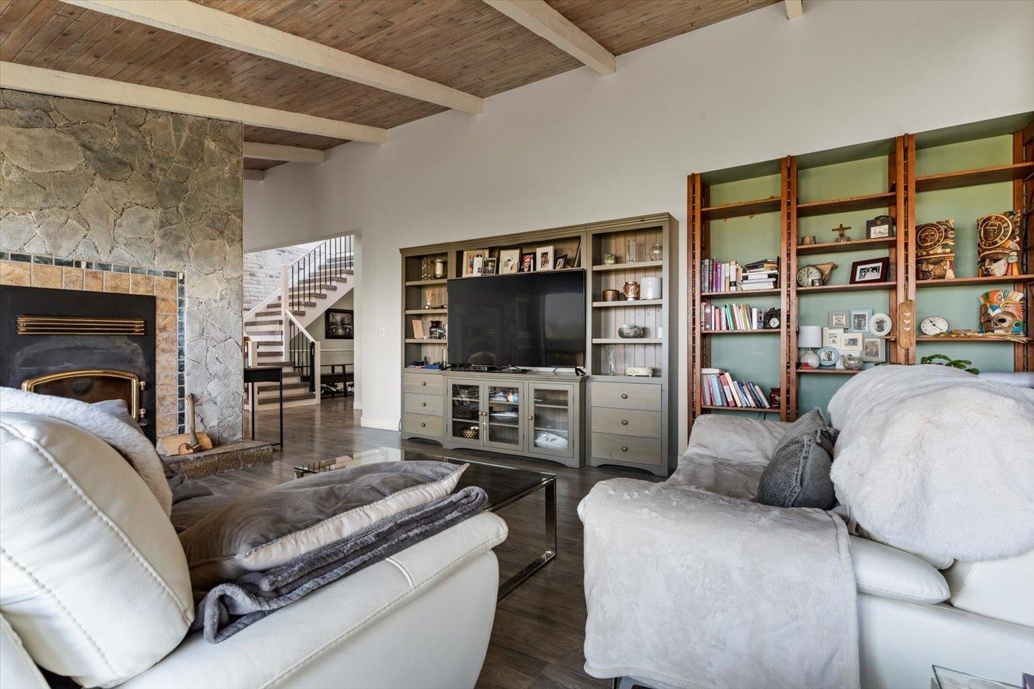 47750 Elk View Road, East Chilliwack, Ryder Lake, British Columbia  V2R 4S5 - Photo 5 - R3079529