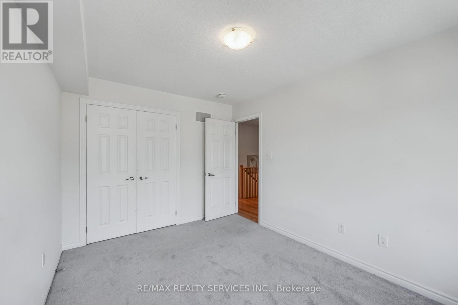 49 Bayardo Drive, Oshawa, Ontario  L1L 0V2 - Photo 17 - E12696896