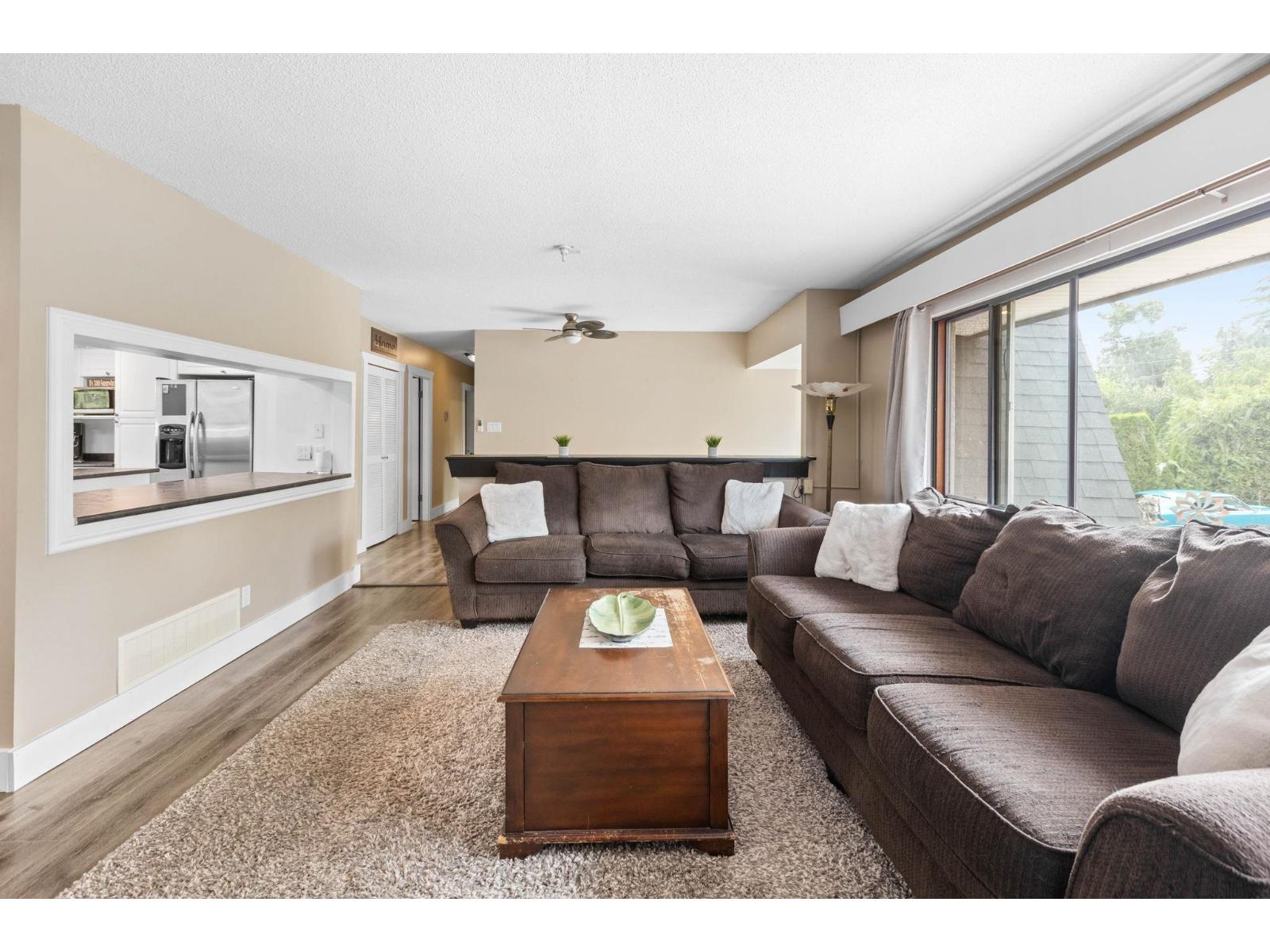 19691 49 Avenue, Langley, British Columbia  V3A 3R2 - Photo 5 - R3079591