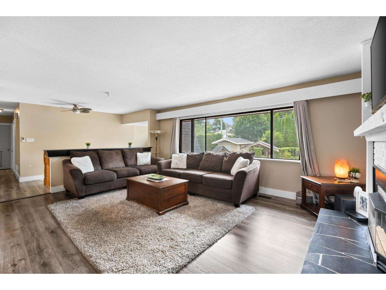 19691 49 Avenue, Langley, British Columbia  V3A 3R2 - Photo 4 - R3079591