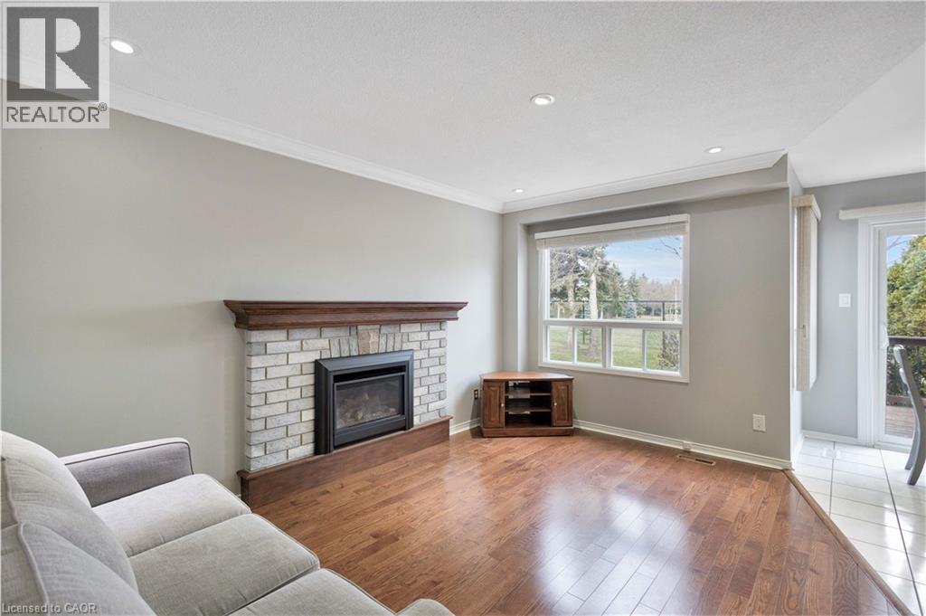 2185 Vista Drive, Burlington, Ontario  L7M 3N7 - Photo 6 - 40797334