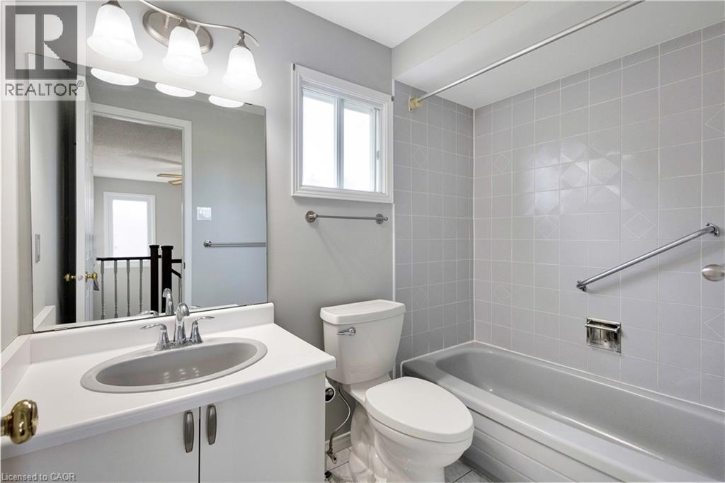 2185 Vista Drive, Burlington, Ontario  L7M 3N7 - Photo 19 - 40797334