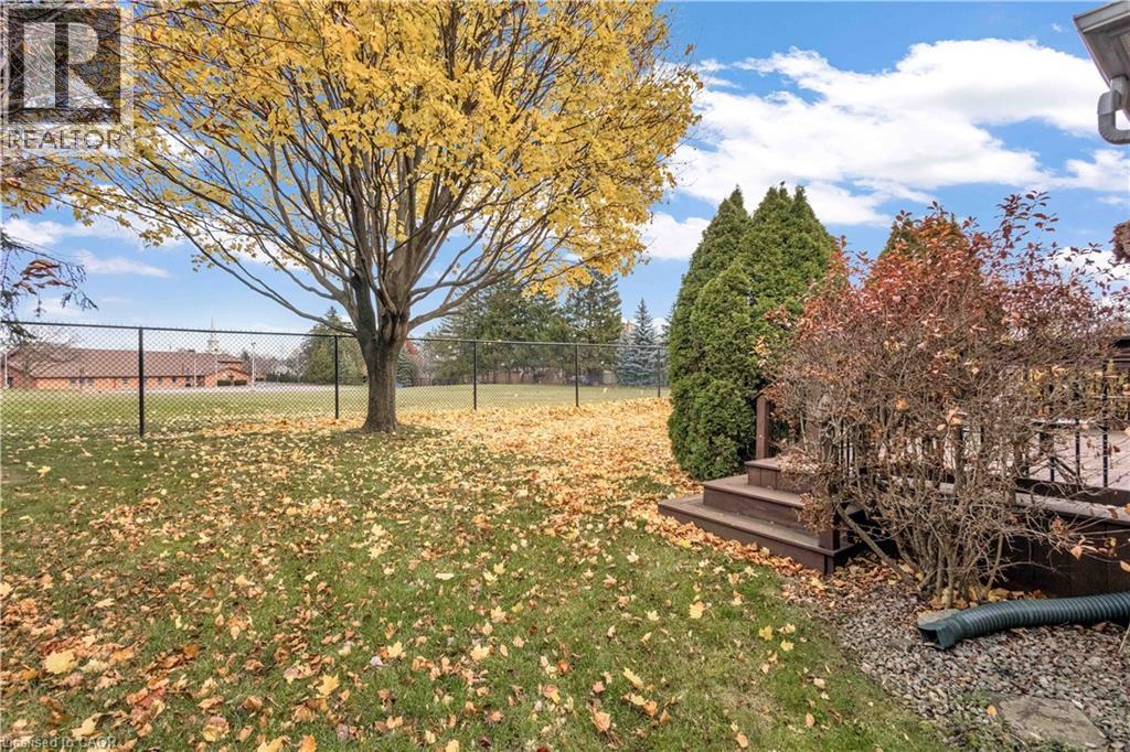 2185 Vista Drive, Burlington, Ontario  L7M 3N7 - Photo 24 - 40797334