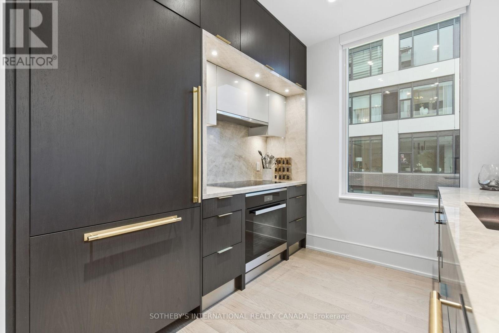 702 - 455 Wellington Street W, Toronto, Ontario  M5V 0V8 - Photo 16 - C12696060