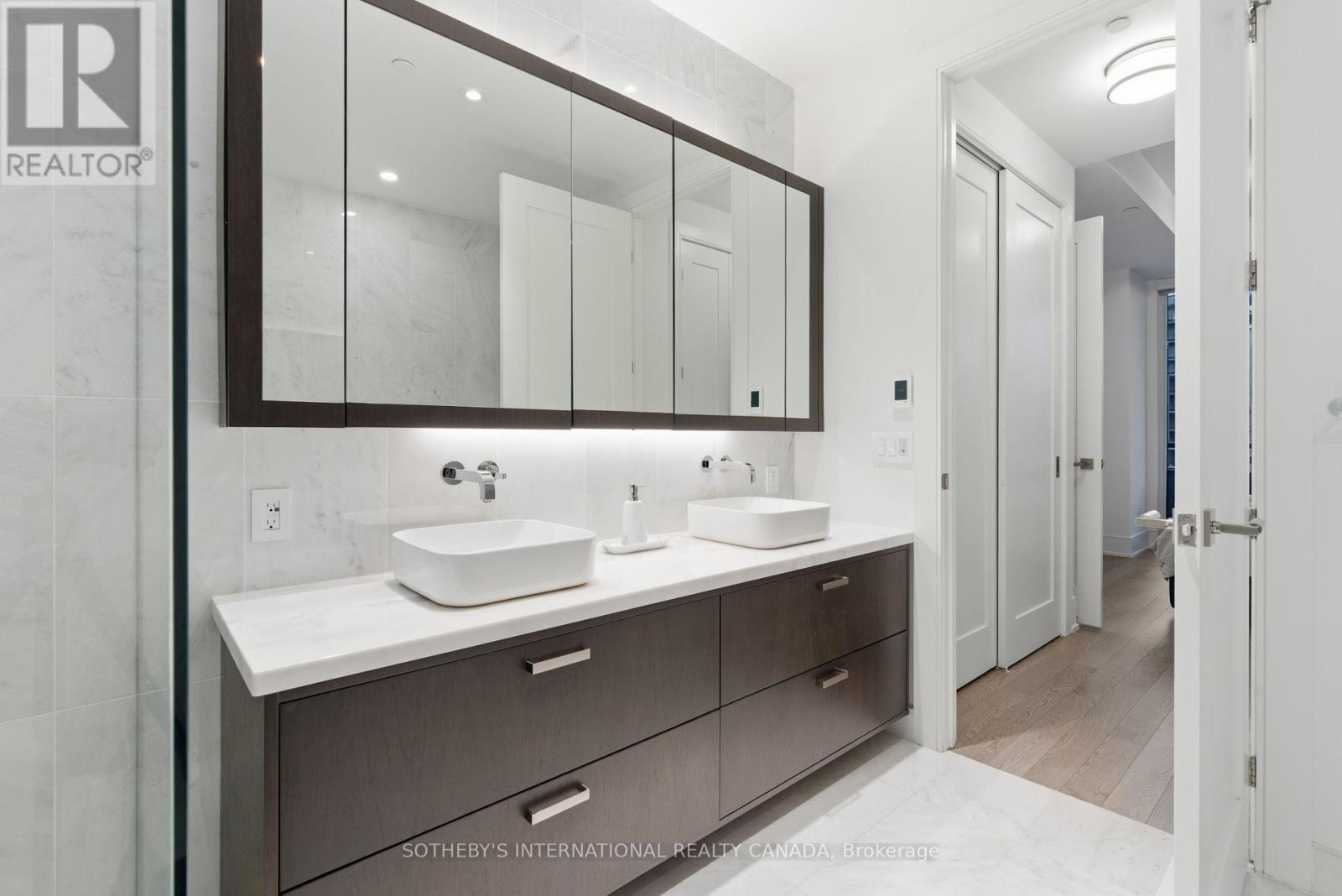 702 - 455 Wellington Street W, Toronto, Ontario  M5V 0V8 - Photo 23 - C12696060