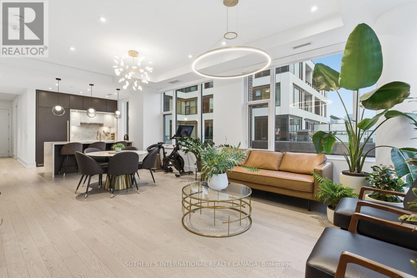 702 - 455 Wellington Street W, Toronto, Ontario  M5V 0V8 - Photo 8 - C12696060