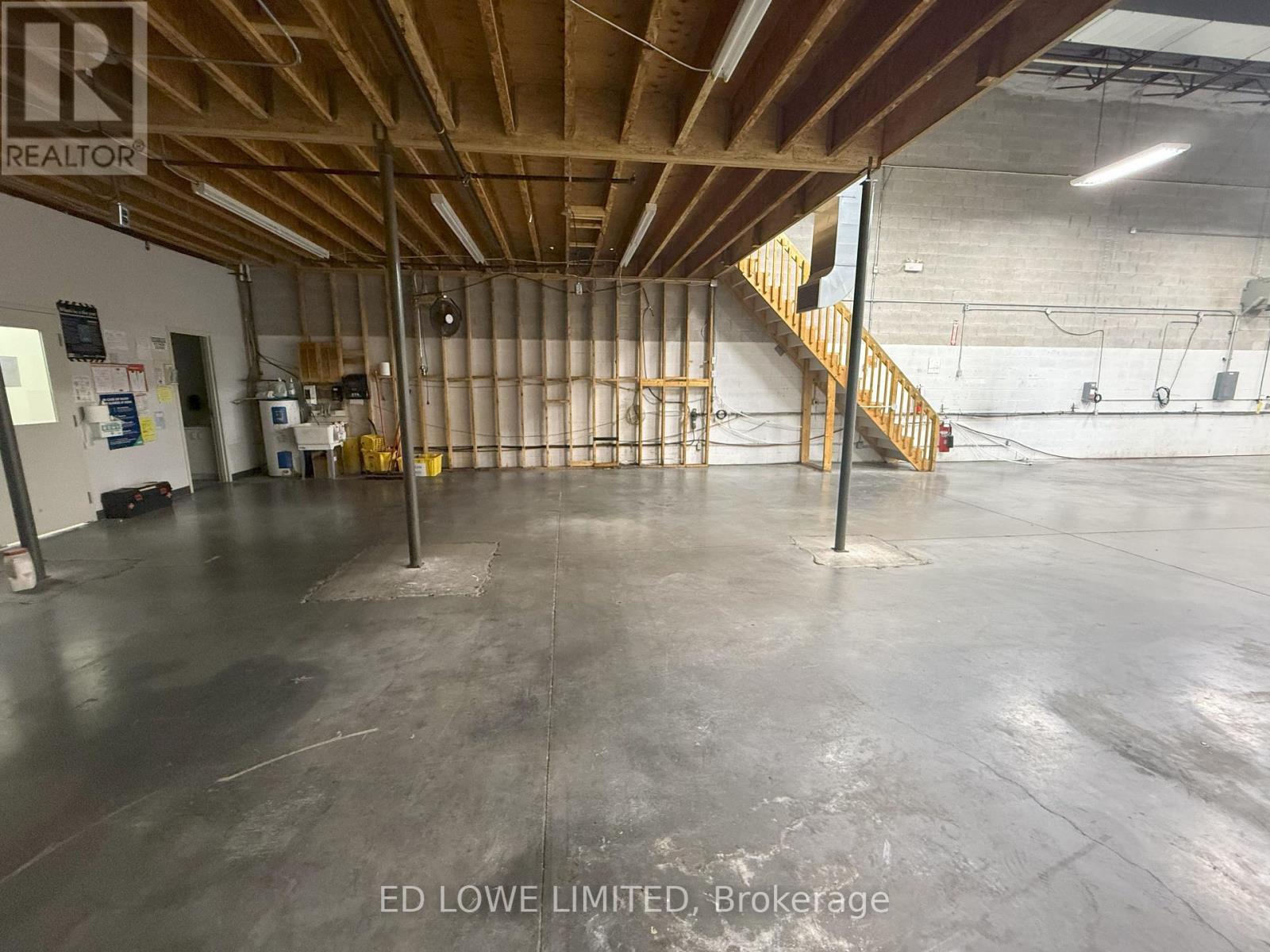 4 B - 23 Progress Drive, Orillia, Ontario  L3V 0T1 - Photo 5 - S12696476