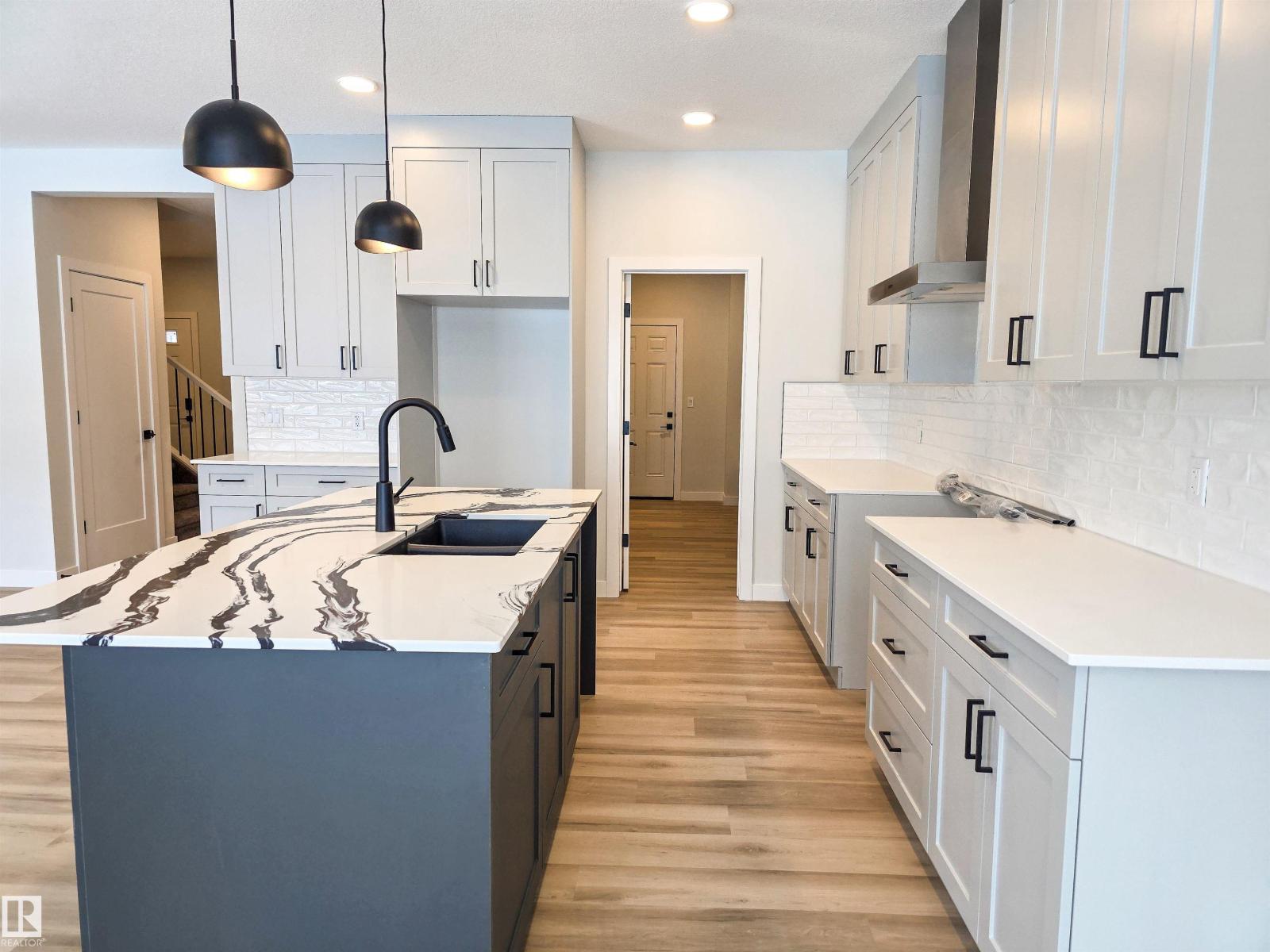 219 Ravine Dr, Devon, Alberta  T9G 0M2 - Photo 10 - E4462787