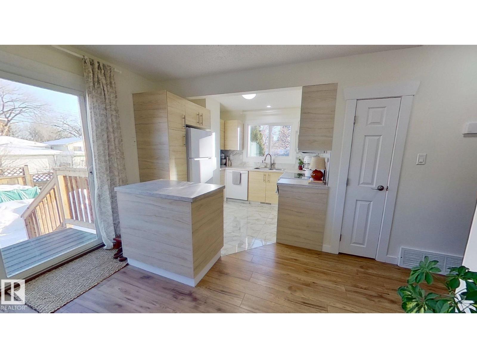 11935 57 St Nw, Edmonton, Alberta  T5W 3V7 - Photo 8 - E4470021