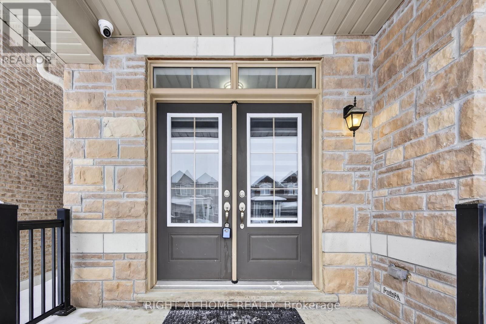 1218 Corby Way, Innisfil, Ontario  L9S 0R1 - Photo 3 - N12696880