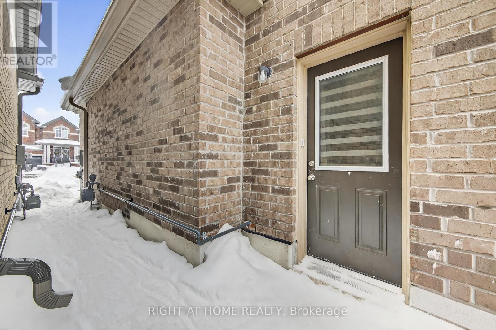 1218 Corby Way, Innisfil, Ontario  L9S 0R1 - Photo 42 - N12696880