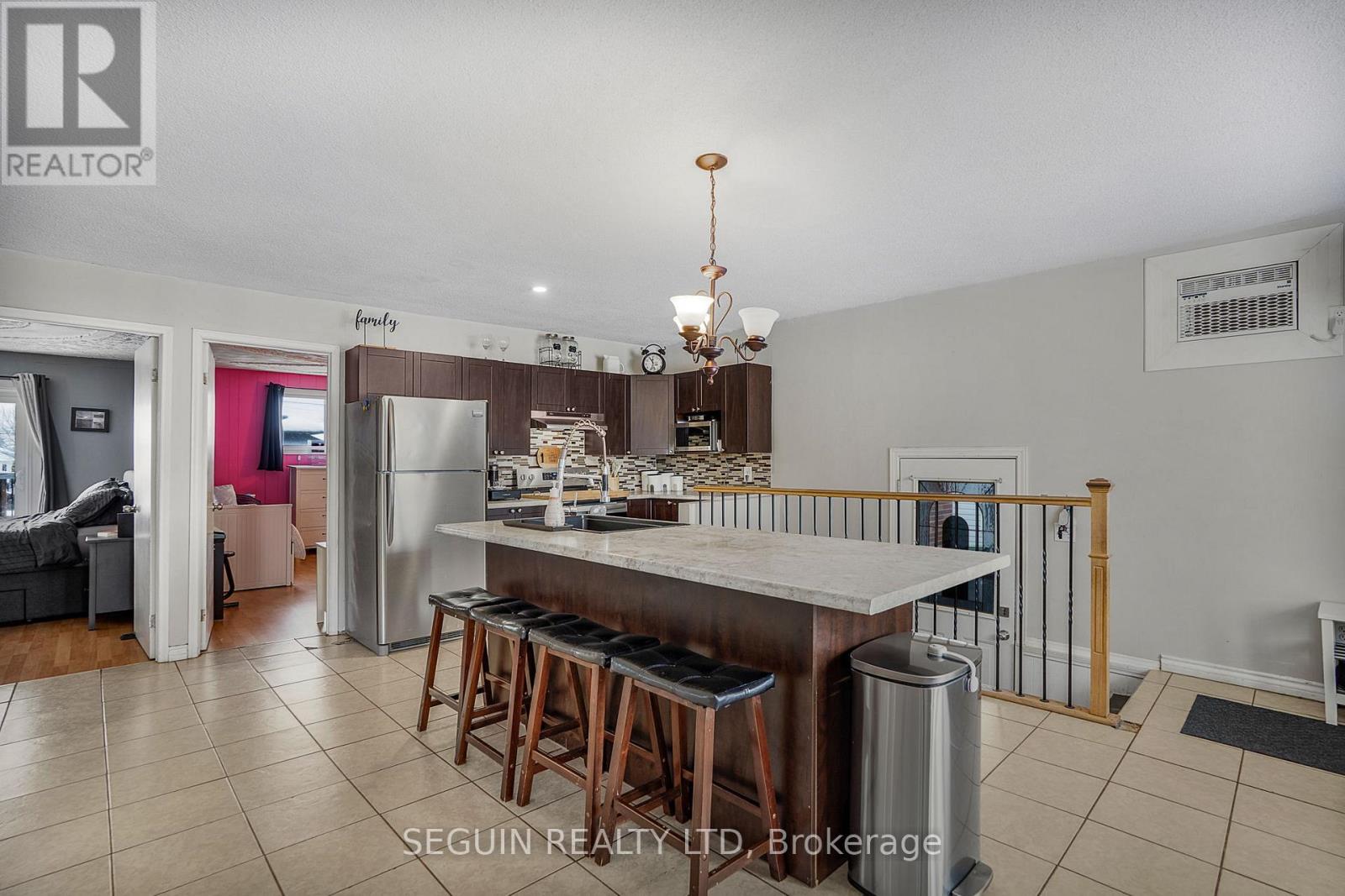 524 Catherine Street, Hawkesbury, Ontario  K6A 1Z9 - Photo 7 - X12696966