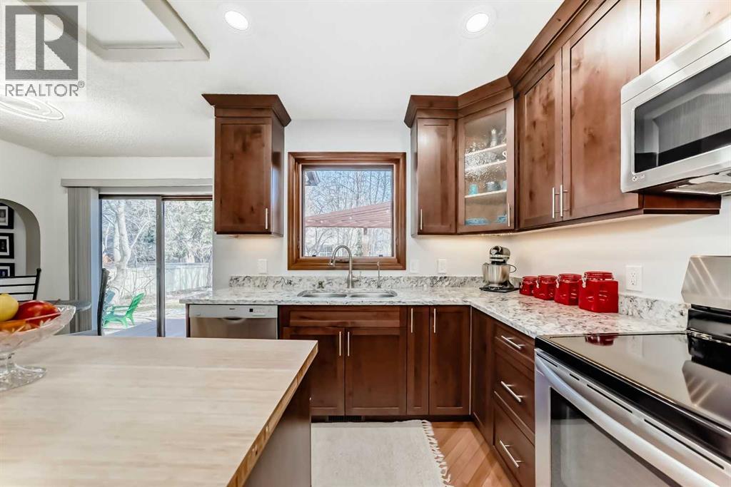 17140 Sundown Road Se, Calgary, Alberta  T2X 2Y5 - Photo 4 - A2278925