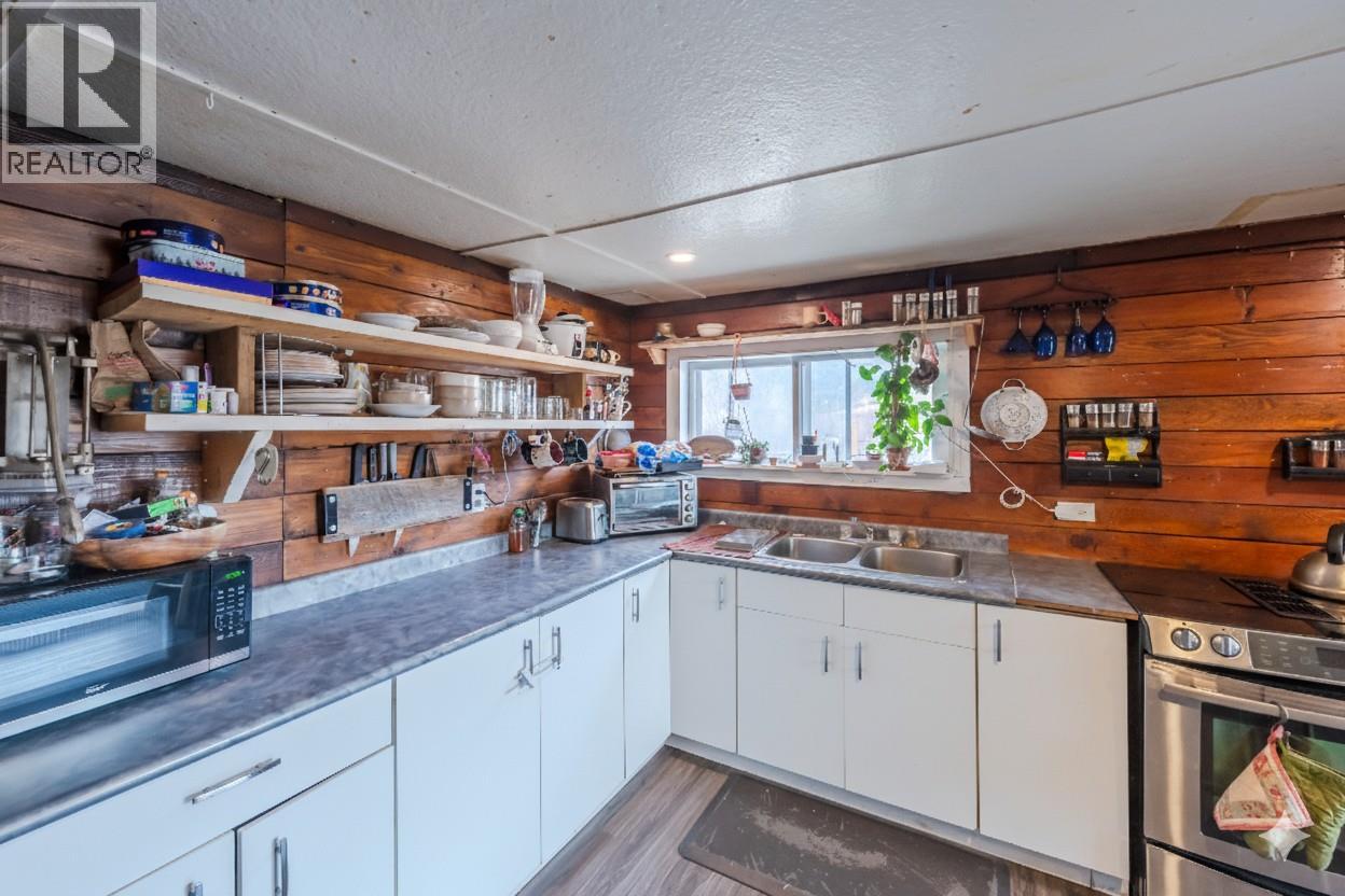 7466 Island Road, Oliver, British Columbia  V0H 1T7 - Photo 17 - 10372792