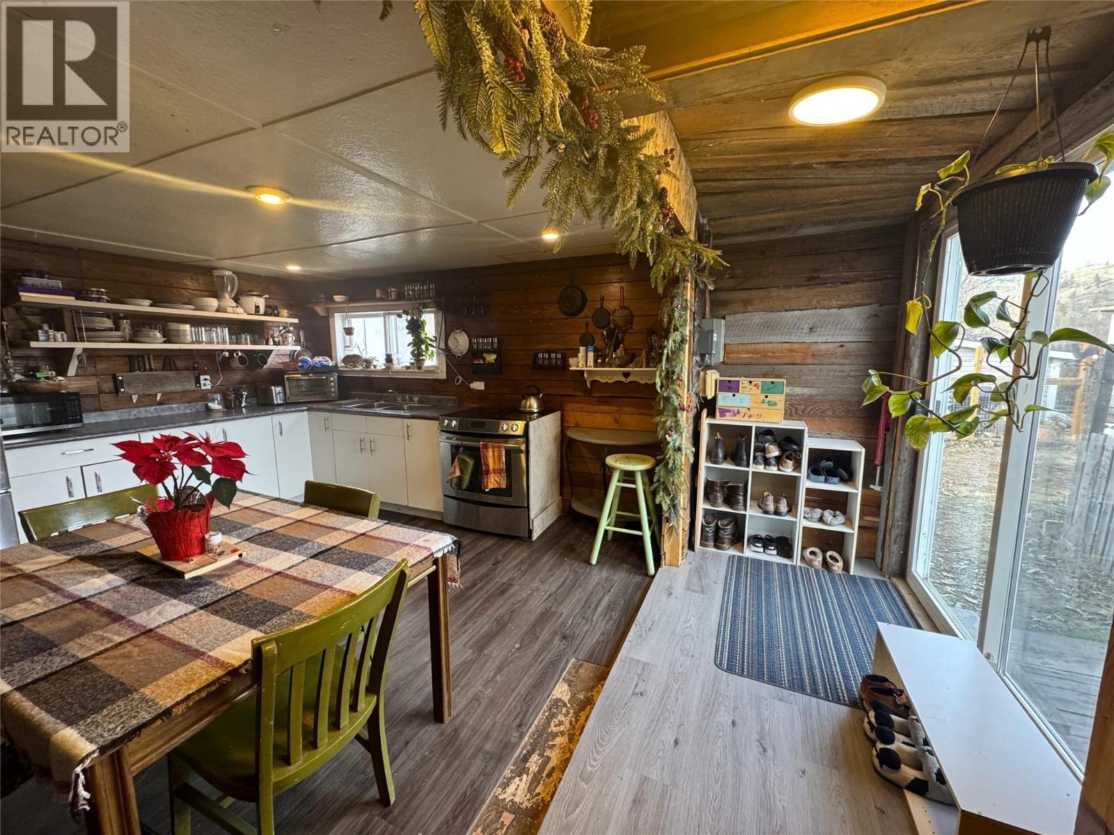 7466 Island Road, Oliver, British Columbia  V0H 1T7 - Photo 22 - 10372792