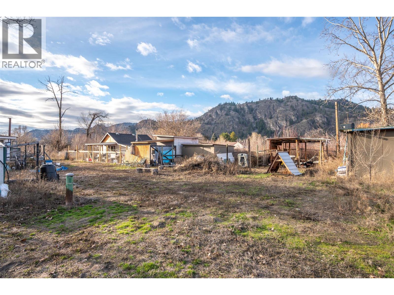 7466 Island Road, Oliver, British Columbia  V0H 1T7 - Photo 6 - 10372792