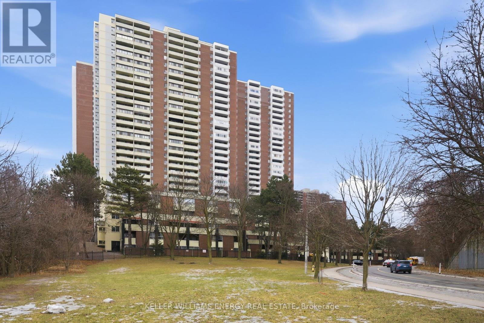 1514 - 1 Massey Square, Toronto, Ontario  M4C 5L4 - Photo 1 - E12697016