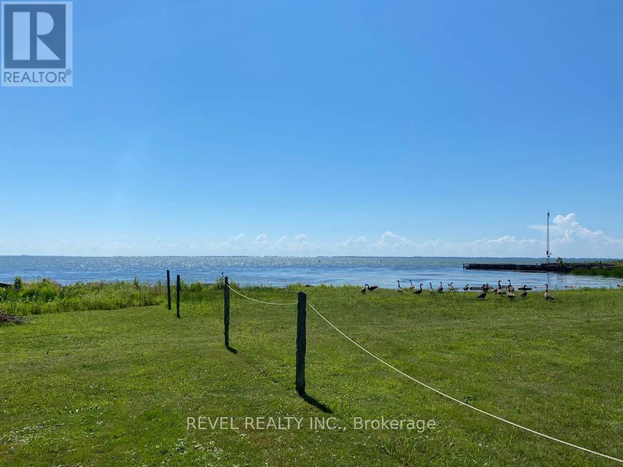 12 - 70 Bluewater Avenue, Norfolk, Ontario  N0E 1P0 - Photo 16 - X12696912